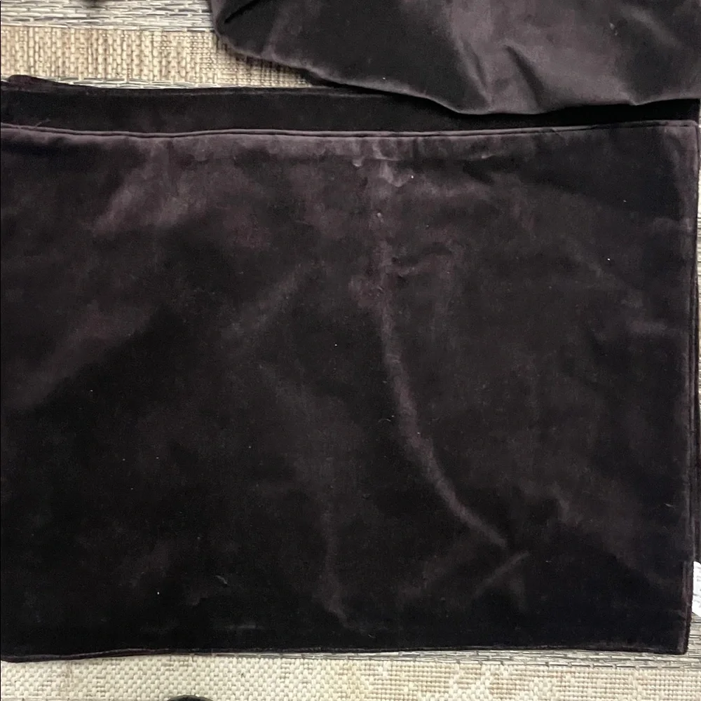 Elegant Dark Brown Velvet Table Runner & 6 Place Matts